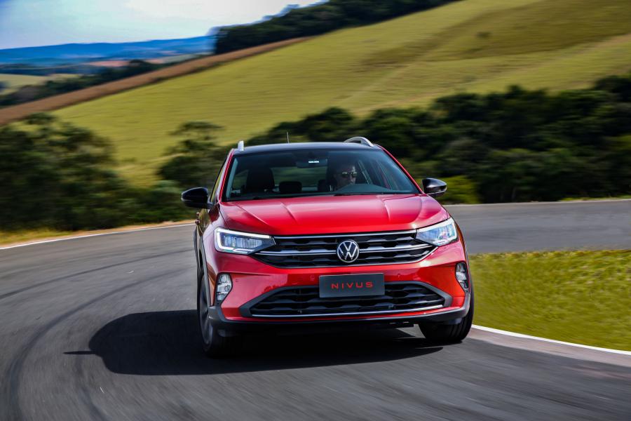  Volkswagen Nivus Highline 200 TSI Launching Edition 2020 года  (LA) (фото 5 из 40)